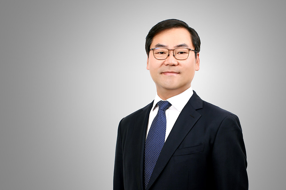 Dr. Joseph Seung-min La